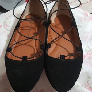 Lucky Brand black flats